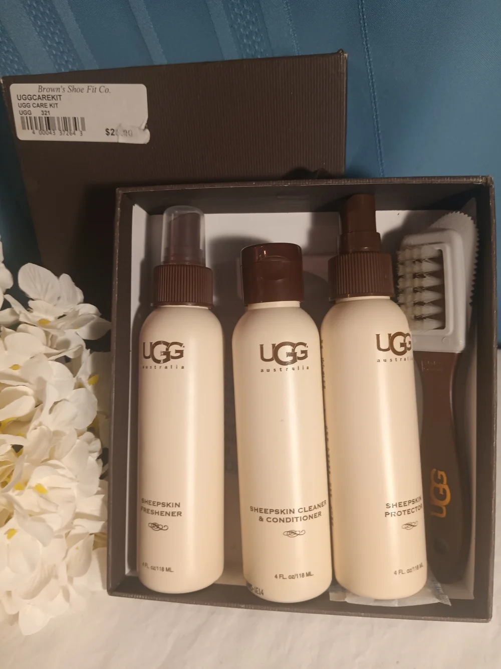UGG Sheepskin Care Set - New With Tags